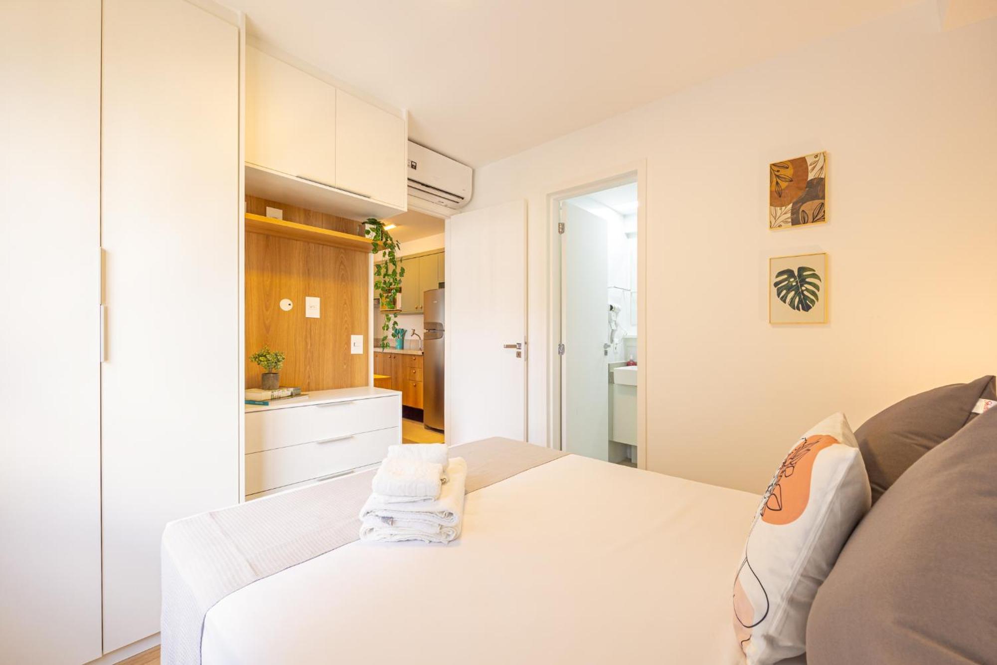 Easy Star - Belo De 2 Quartos Em Moema - Gw03i * São Paulo